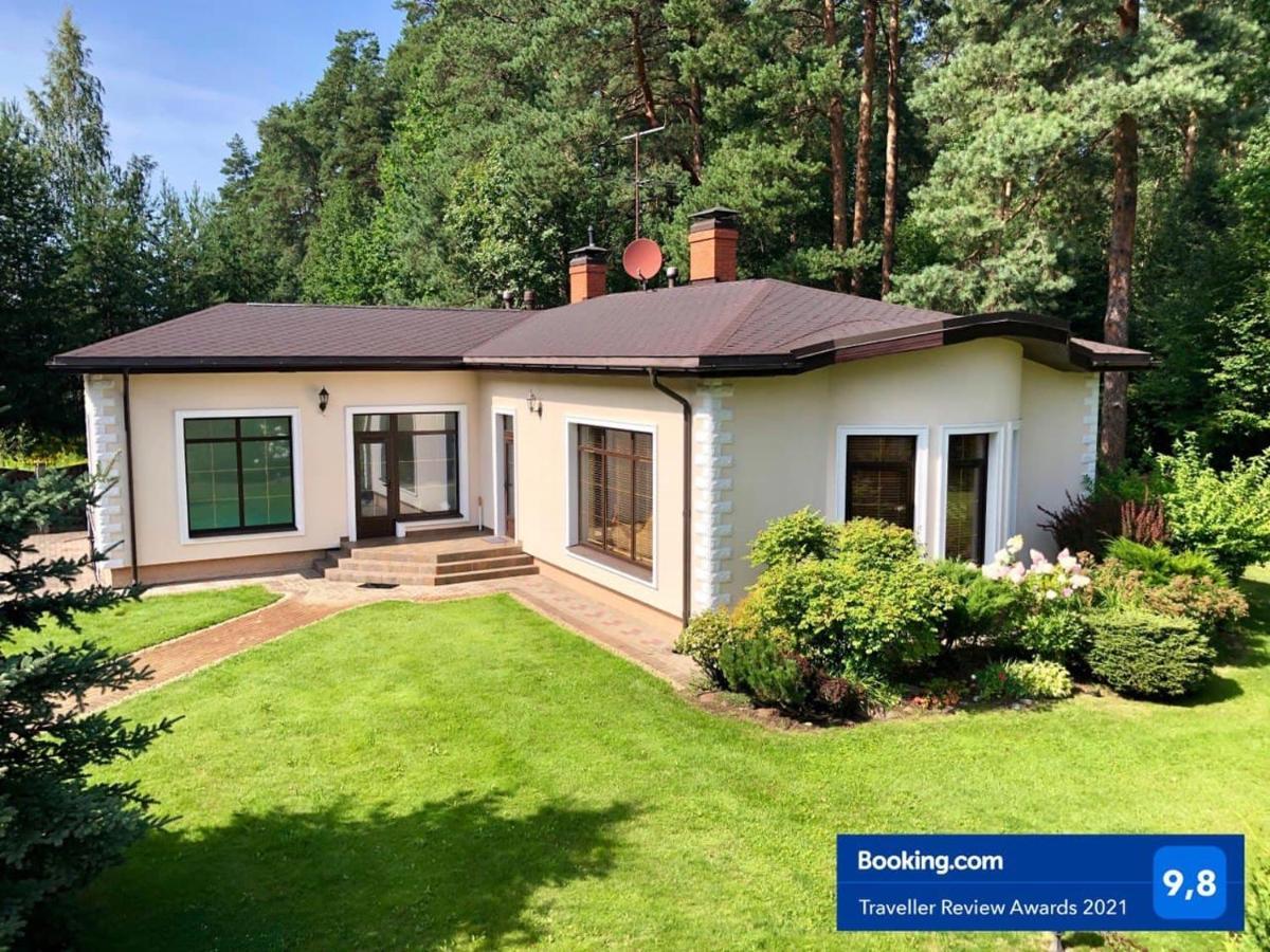 Guests House With Amazing Pool And Sauna Babite Exterior photo